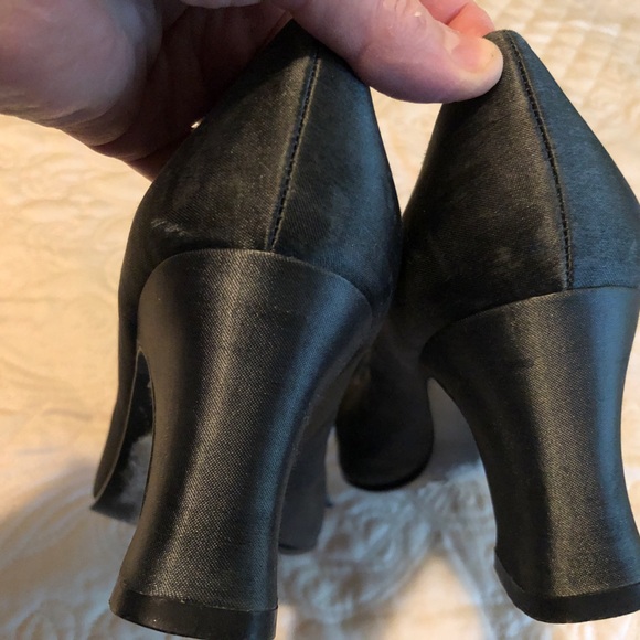 Vintage shoes Karen Scott Edwardian Inspired bow front gray heels - Picture 10 of 14